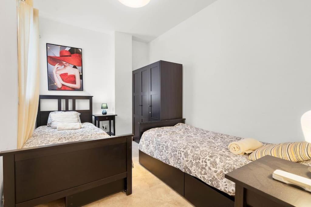 Fab Centre With Rooftop Terrace - Rdr451 *